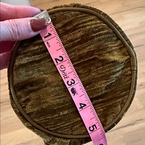 Sezane Velvet Drawstring Bag in Olive - Picture 3 of 4